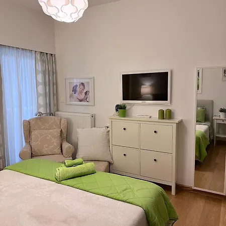 στην καρδια τησ πολησ - In The Hurt Of The Town * Trikala (Thessaly)