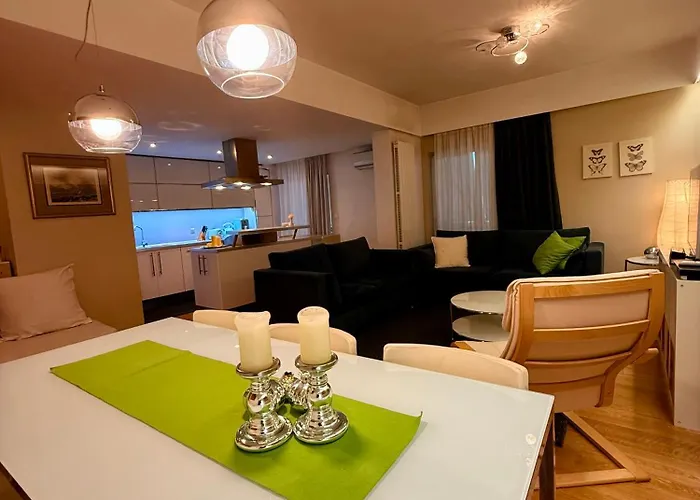 Apartment στην καρδια τησ πολησ - In The Hurt Of The Town