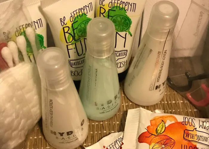 στην καρδια τησ πολησ - In The Hurt Of The Town Apartment